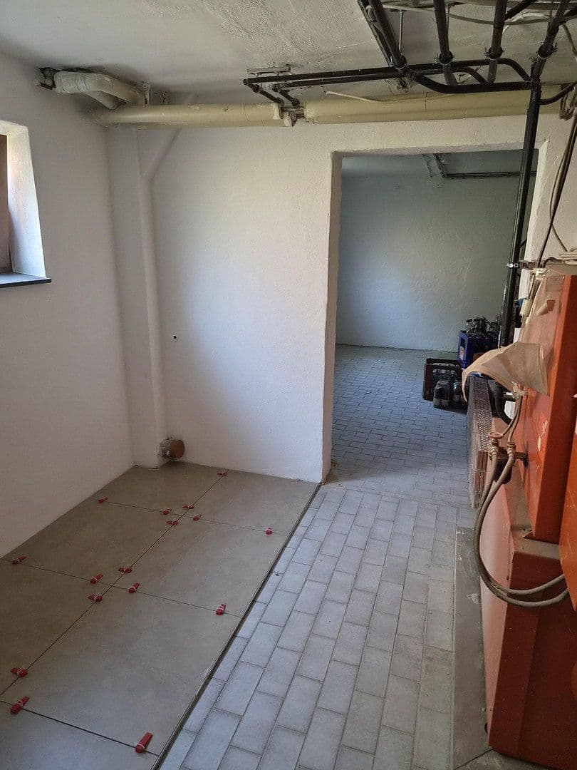 Prenájom domu 84 m², pozemok 300 m², Rottenburger Str. 12, Rottenburg am Neckar, Bádensko-Wurttembersko Prenájom domu 84 m², pozemok 300 m², Rottenburger Str. 12, Rottenburg am Neckar, Bádensko-Wurttembersko