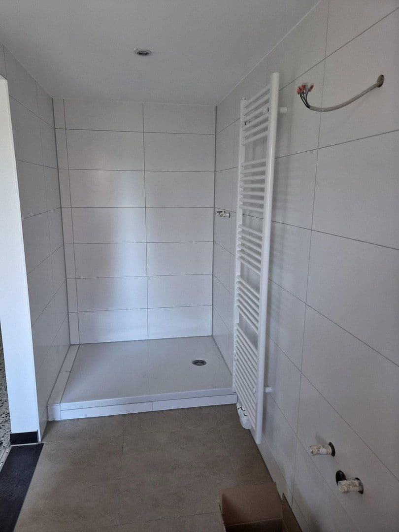 Prenájom domu 84 m², pozemok 300 m², Rottenburger Str. 12, Rottenburg am Neckar, Bádensko-Wurttembersko Prenájom domu 84 m², pozemok 300 m², Rottenburger Str. 12, Rottenburg am Neckar, Bádensko-Wurttembersko