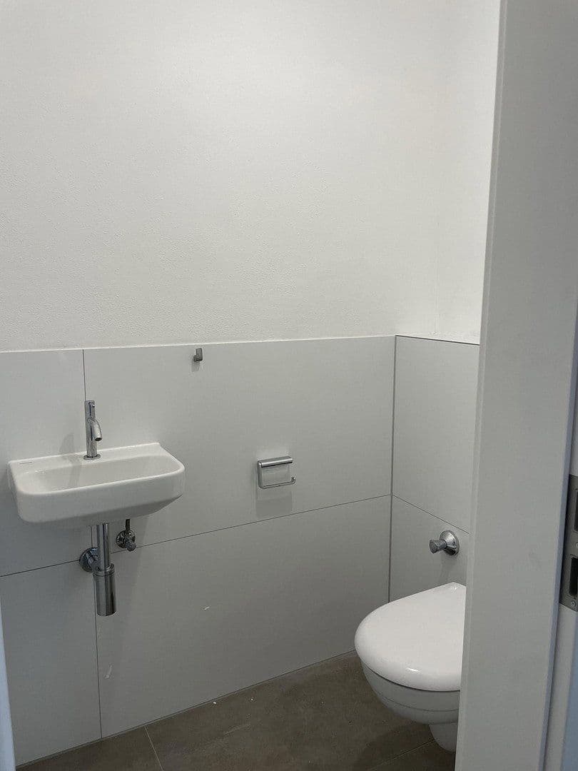Prenájom bytu 3-izbový 73 m², Eckgartenstraße 24, Remseck am Neckar, Bádensko-Wurttembersko Prenájom bytu 3-izbový 73 m², Eckgartenstraße 24, Remseck am Neckar, Bádensko-Wurttembersko