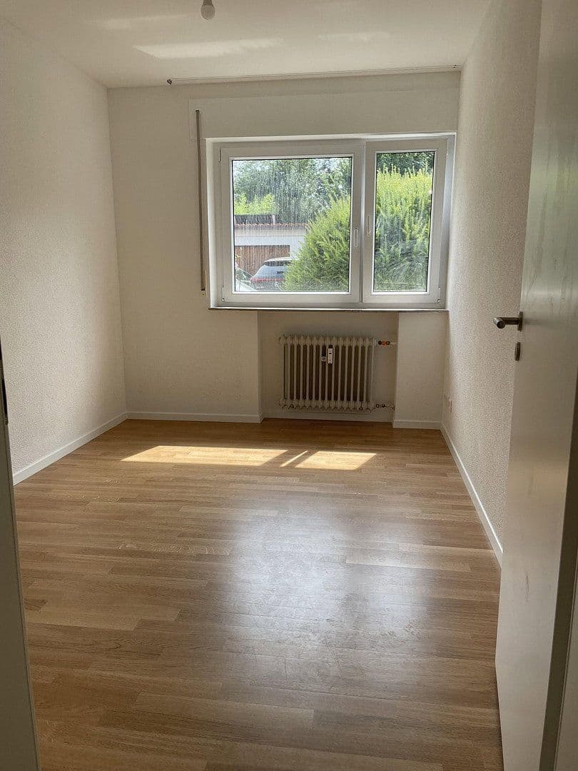 Prenájom bytu 3-izbový 73 m², Eckgartenstraße 24, Remseck am Neckar, Bádensko-Wurttembersko Prenájom bytu 3-izbový 73 m², Eckgartenstraße 24, Remseck am Neckar, Bádensko-Wurttembersko