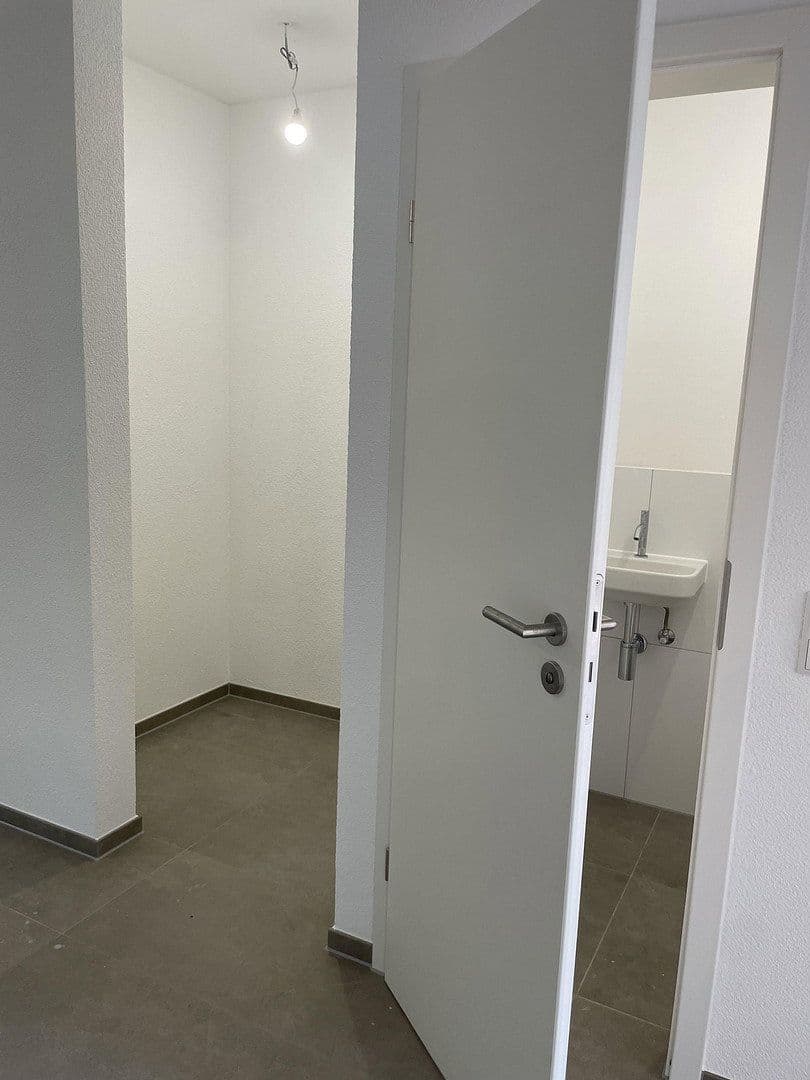 Prenájom bytu 3-izbový 73 m², Eckgartenstraße 24, Remseck am Neckar, Bádensko-Wurttembersko Prenájom bytu 3-izbový 73 m², Eckgartenstraße 24, Remseck am Neckar, Bádensko-Wurttembersko