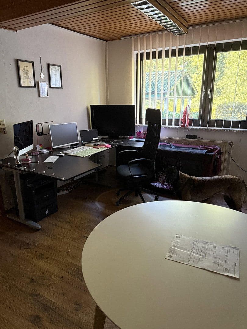 Predaj domu 427 m², pozemok 2.402 m², Kirchdorf, Dolné Sasko Predaj domu 427 m², pozemok 2.402 m², Kirchdorf, Dolné Sasko