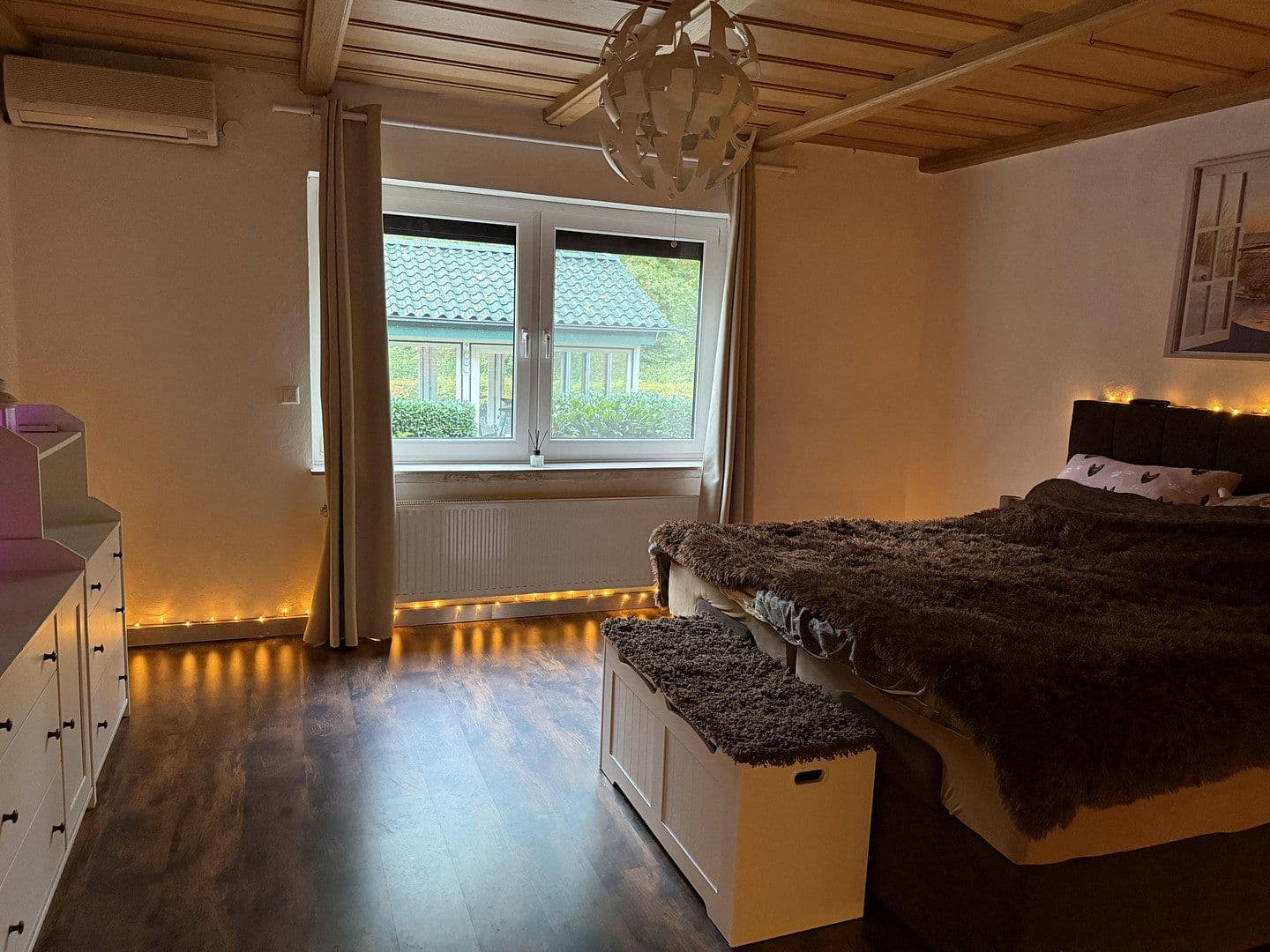 Predaj domu 427 m², pozemok 2.402 m², Kirchdorf, Dolné Sasko Predaj domu 427 m², pozemok 2.402 m², Kirchdorf, Dolné Sasko