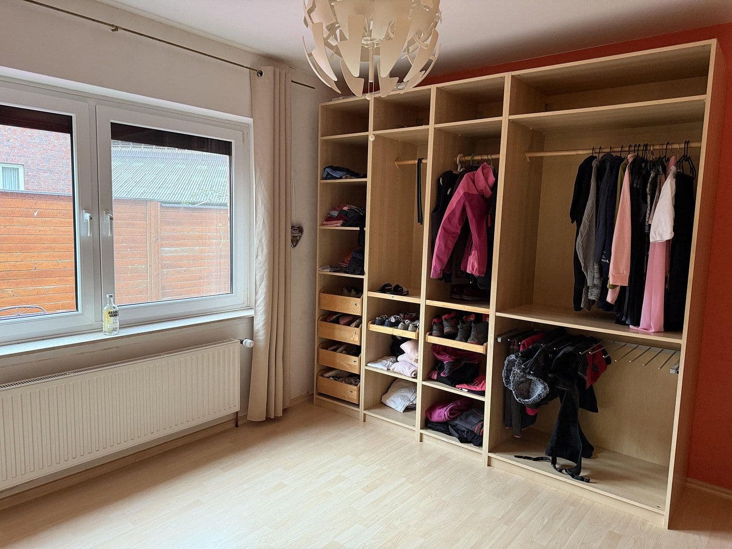 Predaj domu 427 m², pozemok 2.402 m², Kirchdorf, Dolné Sasko Predaj domu 427 m², pozemok 2.402 m², Kirchdorf, Dolné Sasko