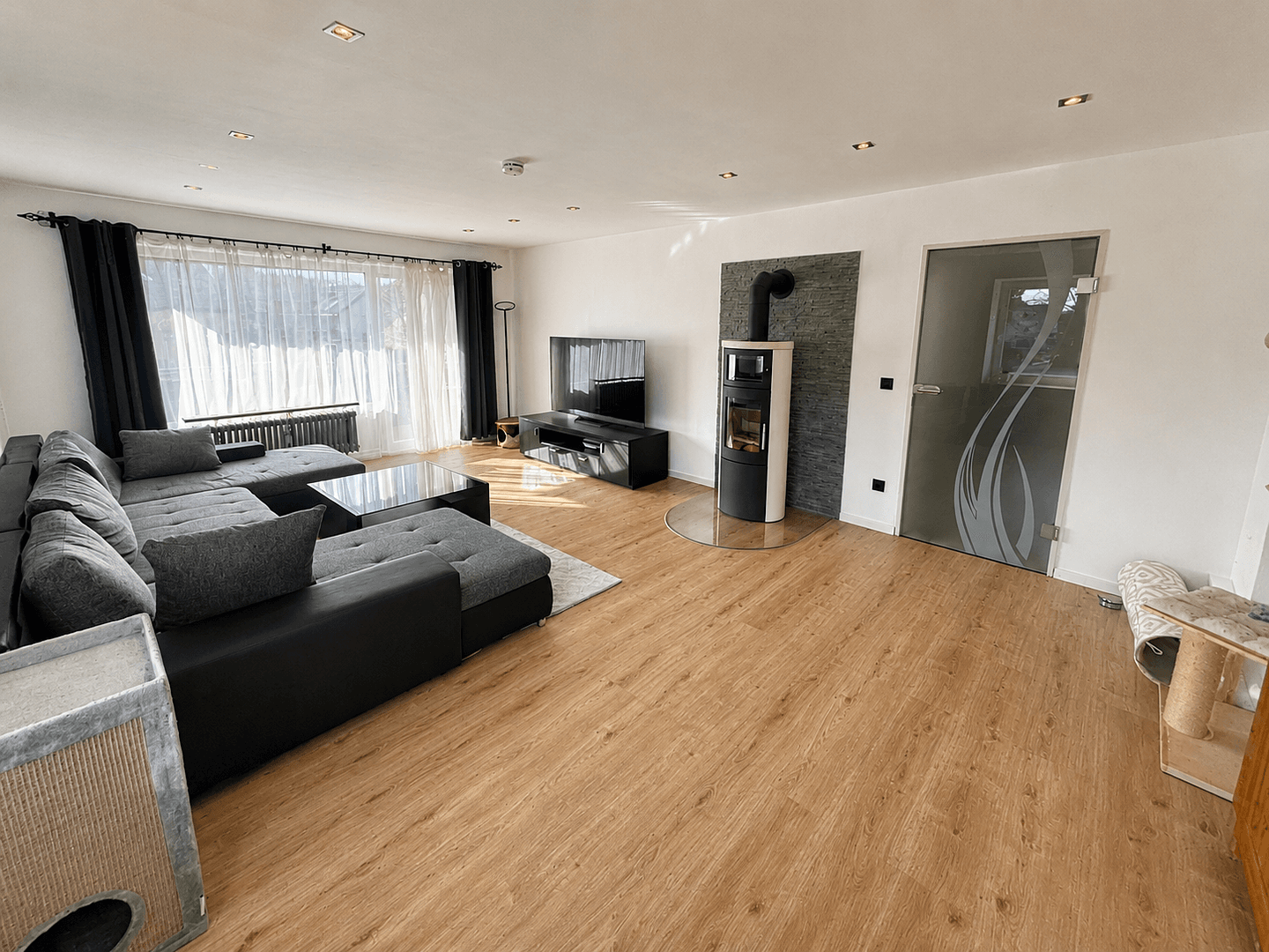 Predaj bytu 4-izbový 129 m², Forststr. 24, Rosenheim, Bavorsko Predaj bytu 4-izbový 129 m², Forststr. 24, Rosenheim, Bavorsko
