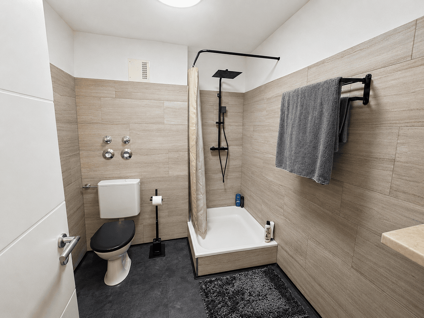 Predaj bytu 4-izbový 129 m², Forststr. 24, Rosenheim, Bavorsko Predaj bytu 4-izbový 129 m², Forststr. 24, Rosenheim, Bavorsko