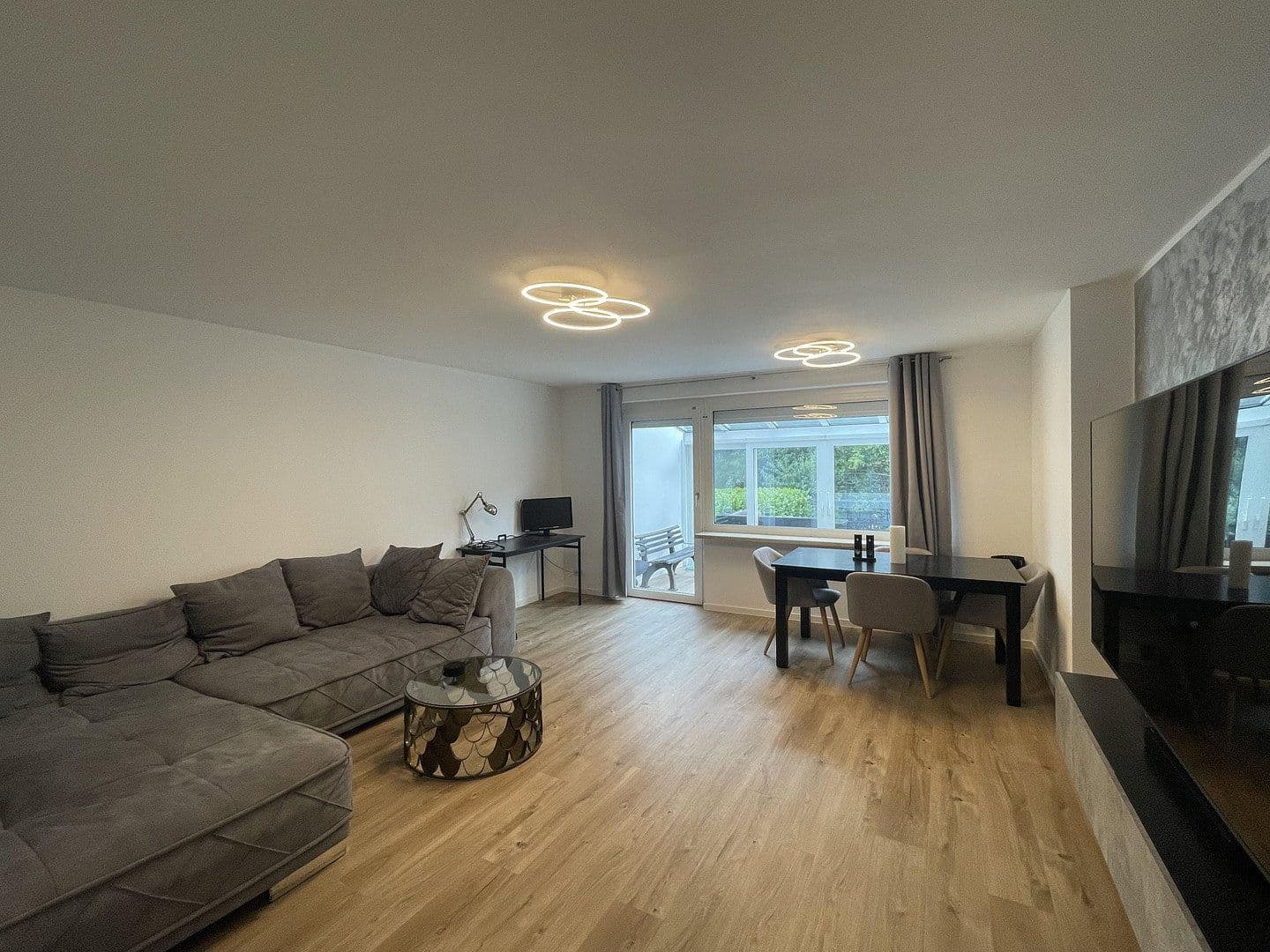 Predaj bytu 2-izbový 70 m², Stade, Dolné Sasko Predaj bytu 2-izbový 70 m², Stade, Dolné Sasko