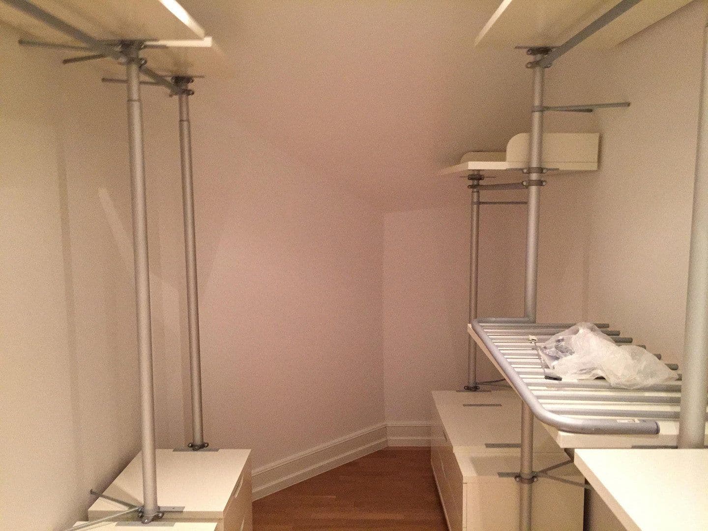 Prenájom bytu 3-izbový 110 m², Herdecke, Severné Porýnie - Westfálsko Prenájom bytu 3-izbový 110 m², Herdecke, Severné Porýnie - Westfálsko