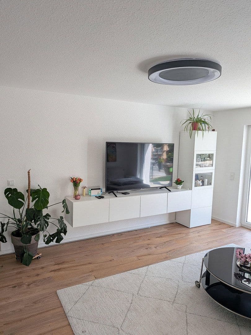 Prenájom bytu 3-izbový 108 m², Blaustein, Bádensko-Wurttembersko Prenájom bytu 3-izbový 108 m², Blaustein, Bádensko-Wurttembersko