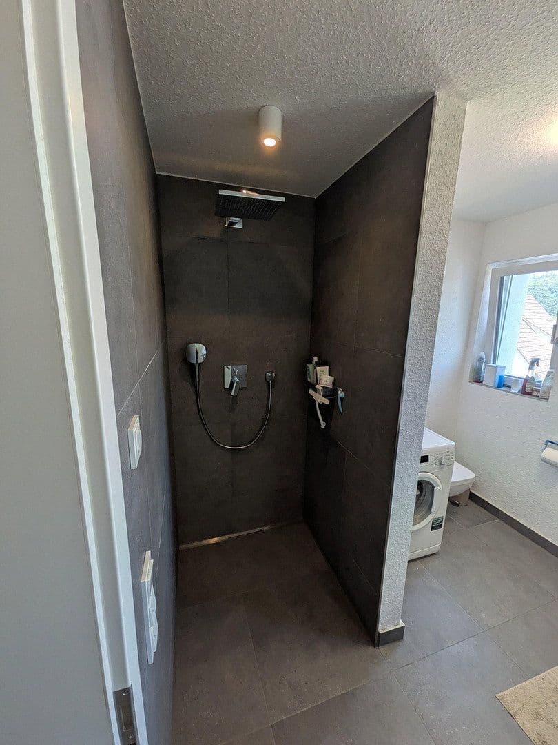 Prenájom bytu 3-izbový 108 m², Blaustein, Bádensko-Wurttembersko Prenájom bytu 3-izbový 108 m², Blaustein, Bádensko-Wurttembersko