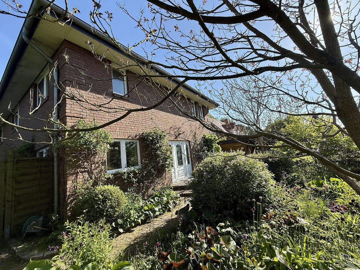 Predaj domu 285 m², pozemok 1.783 m², Wesseln, Šlezvicko-Holštajnsko Predaj domu 285 m², pozemok 1.783 m², Wesseln, Šlezvicko-Holštajnsko