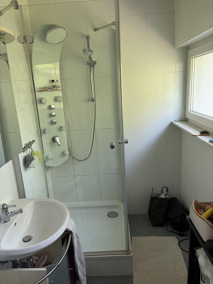 Predaj domu 120 m², pozemok 239 m², Parkstrasse 28, Kelkheim (Taunus), Hesensko Predaj domu 120 m², pozemok 239 m², Parkstrasse 28, Kelkheim (Taunus), Hesensko