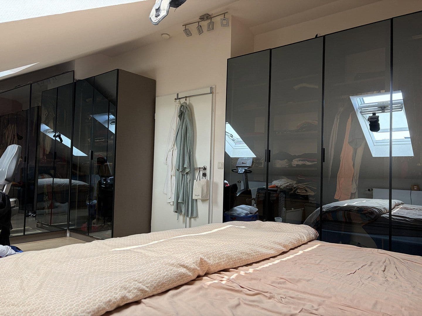 Predaj domu 120 m², pozemok 239 m², Parkstrasse 28, Kelkheim (Taunus), Hesensko Predaj domu 120 m², pozemok 239 m², Parkstrasse 28, Kelkheim (Taunus), Hesensko