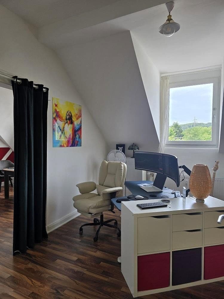 Prenájom bytu 3-izbový 89 m², Feldstrasse 13, Velbert, Severné Porýnie - Westfálsko Prenájom bytu 3-izbový 89 m², Feldstrasse 13, Velbert, Severné Porýnie - Westfálsko