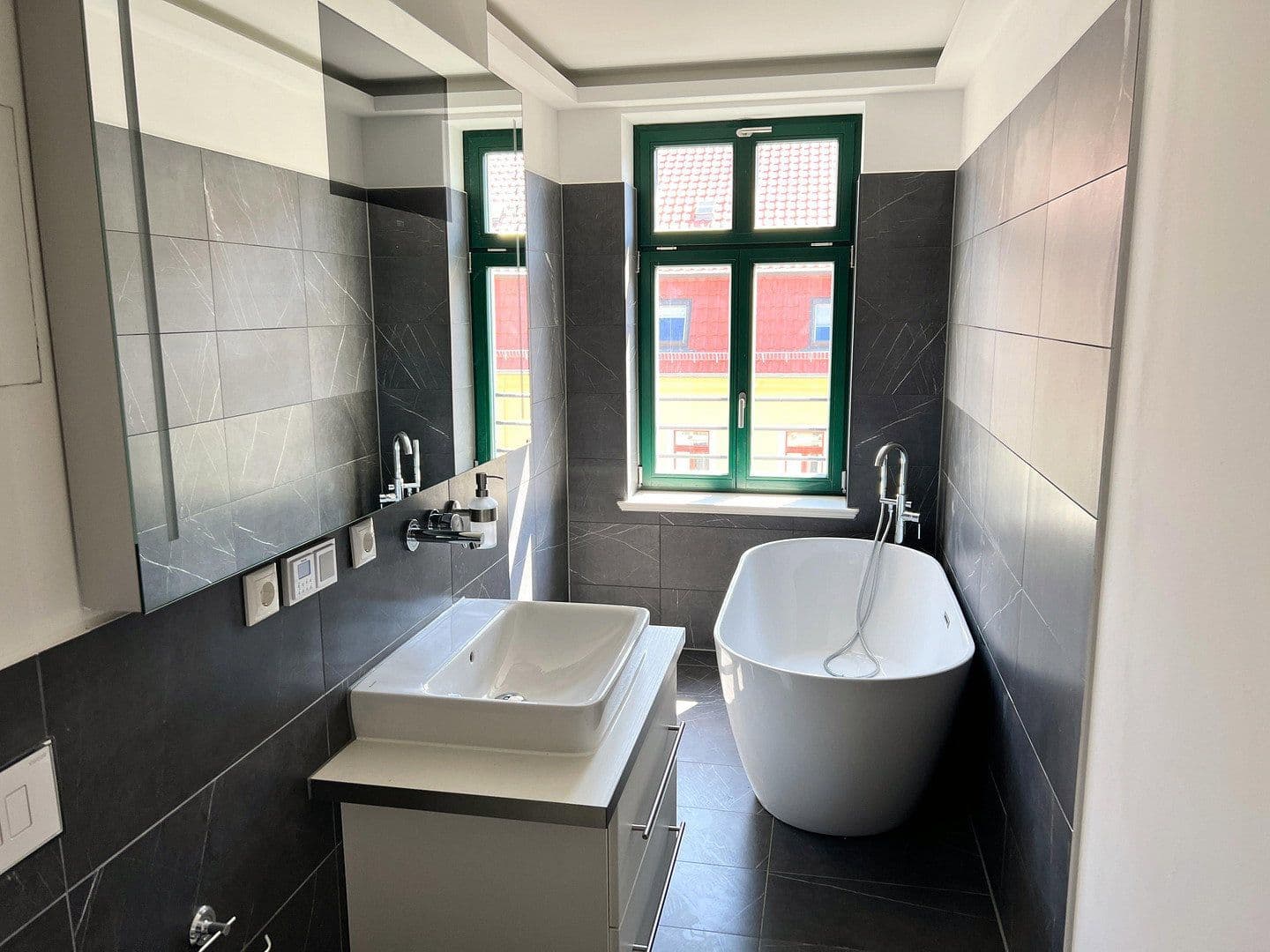 Prenájom bytu 2-izbový 72 m², Wurzner Straße 11, Leipzig, Sasko Prenájom bytu 2-izbový 72 m², Wurzner Straße 11, Leipzig, Sasko