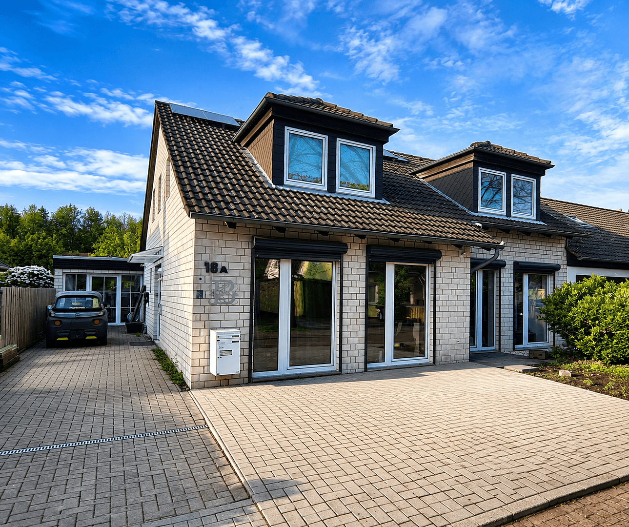 Predaj domu 174 m², pozemok 706 m², Fuchsrain 18a, Hannover, Dolné Sasko Predaj domu 174 m², pozemok 706 m², Fuchsrain 18a, Hannover, Dolné Sasko