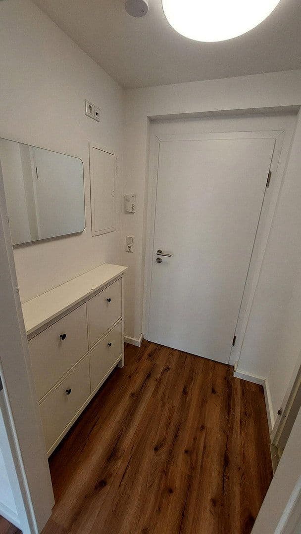 Prenájom bytu 1-izbový 29 m², Mannheim, Bádensko-Wurttembersko Prenájom bytu 1-izbový 29 m², Mannheim, Bádensko-Wurttembersko