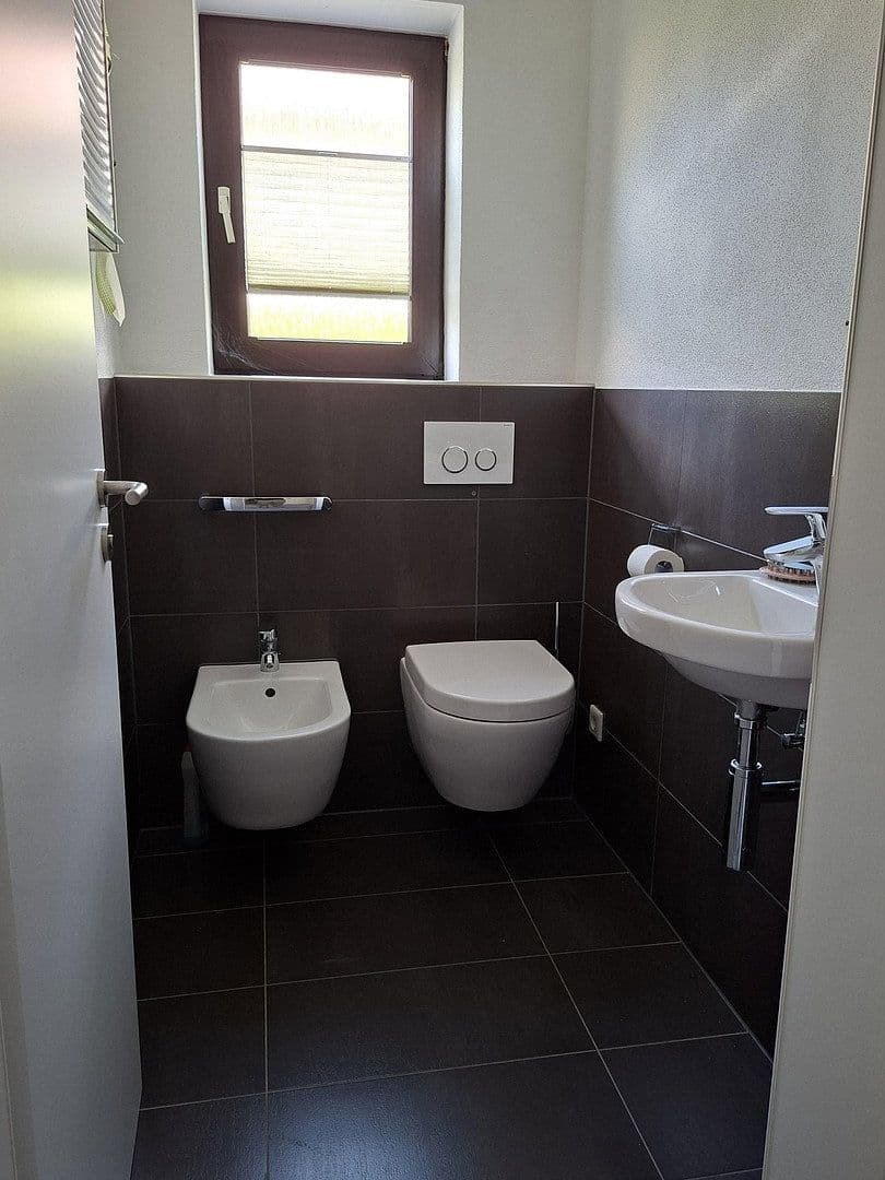Predaj domu 244 m², pozemok 1.038 m², Dinkelsbühl, Bavorsko Predaj domu 244 m², pozemok 1.038 m², Dinkelsbühl, Bavorsko