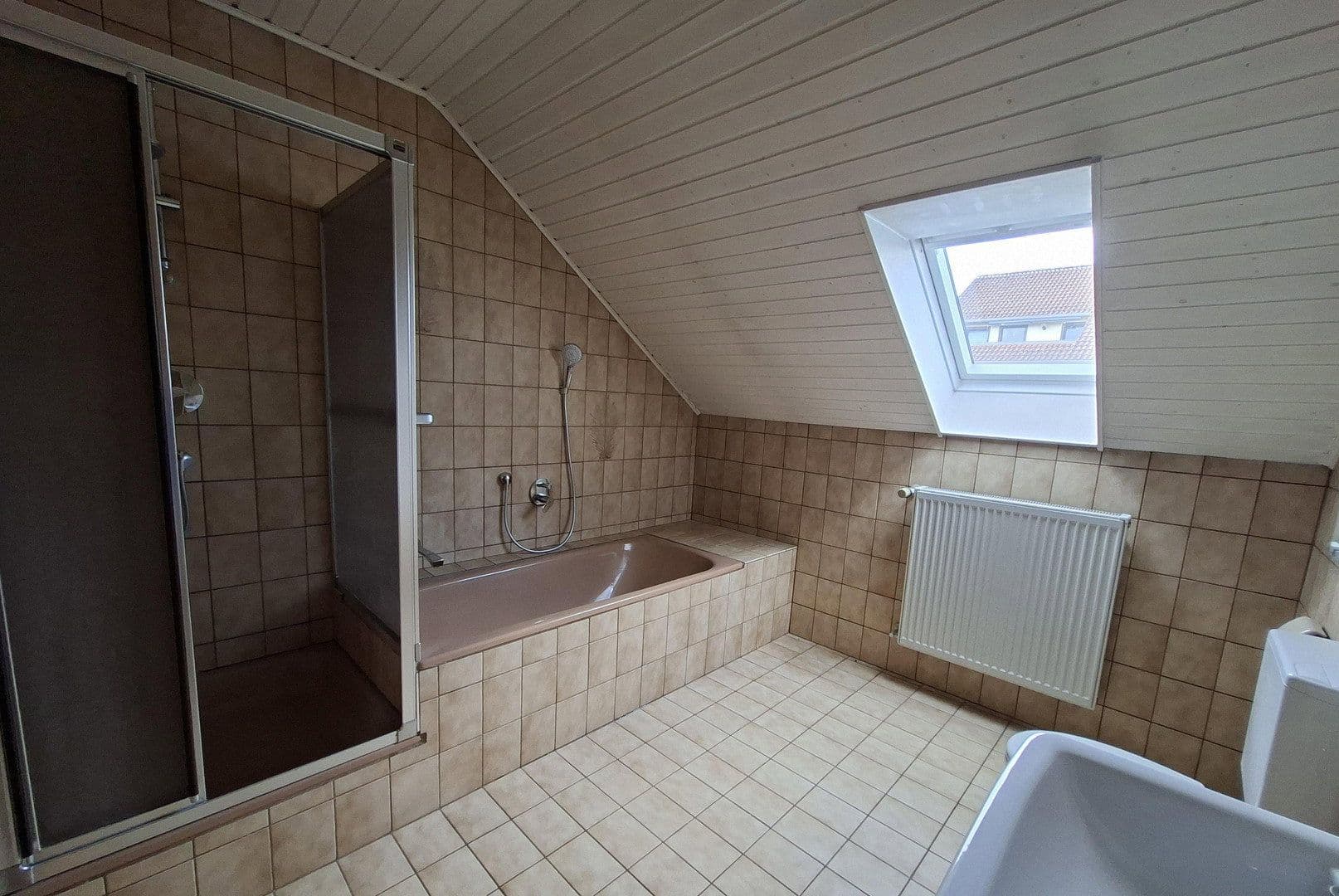 Predaj domu 244 m², pozemok 1.038 m², Dinkelsbühl, Bavorsko Predaj domu 244 m², pozemok 1.038 m², Dinkelsbühl, Bavorsko