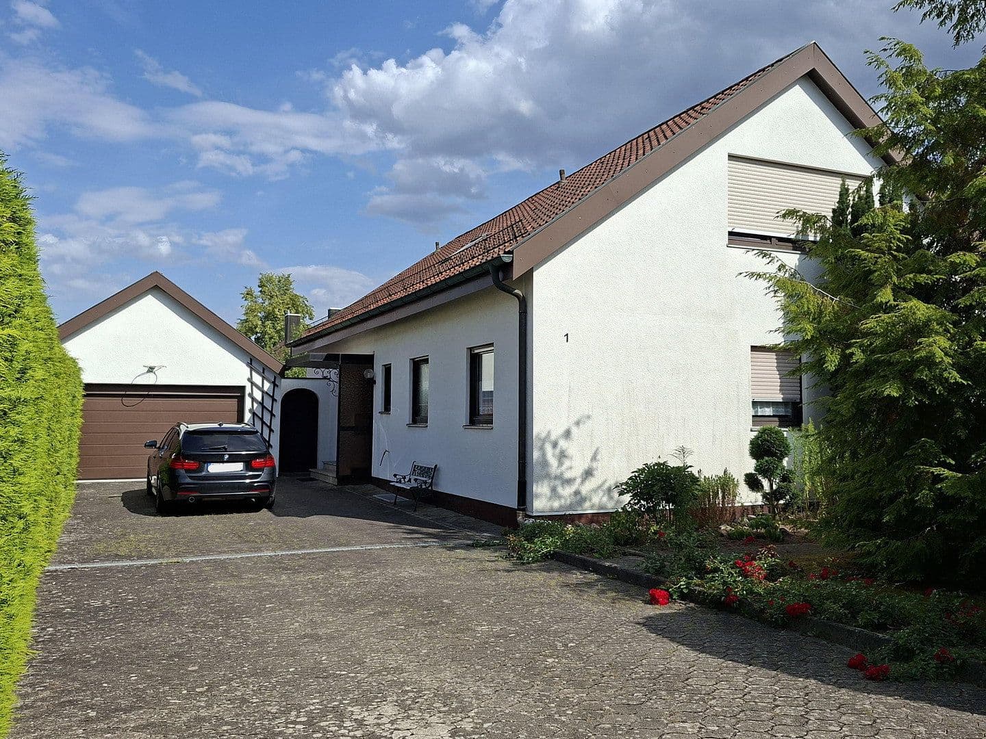 Predaj domu 244 m², pozemok 1.038 m², Dinkelsbühl, Bavorsko Predaj domu 244 m², pozemok 1.038 m², Dinkelsbühl, Bavorsko