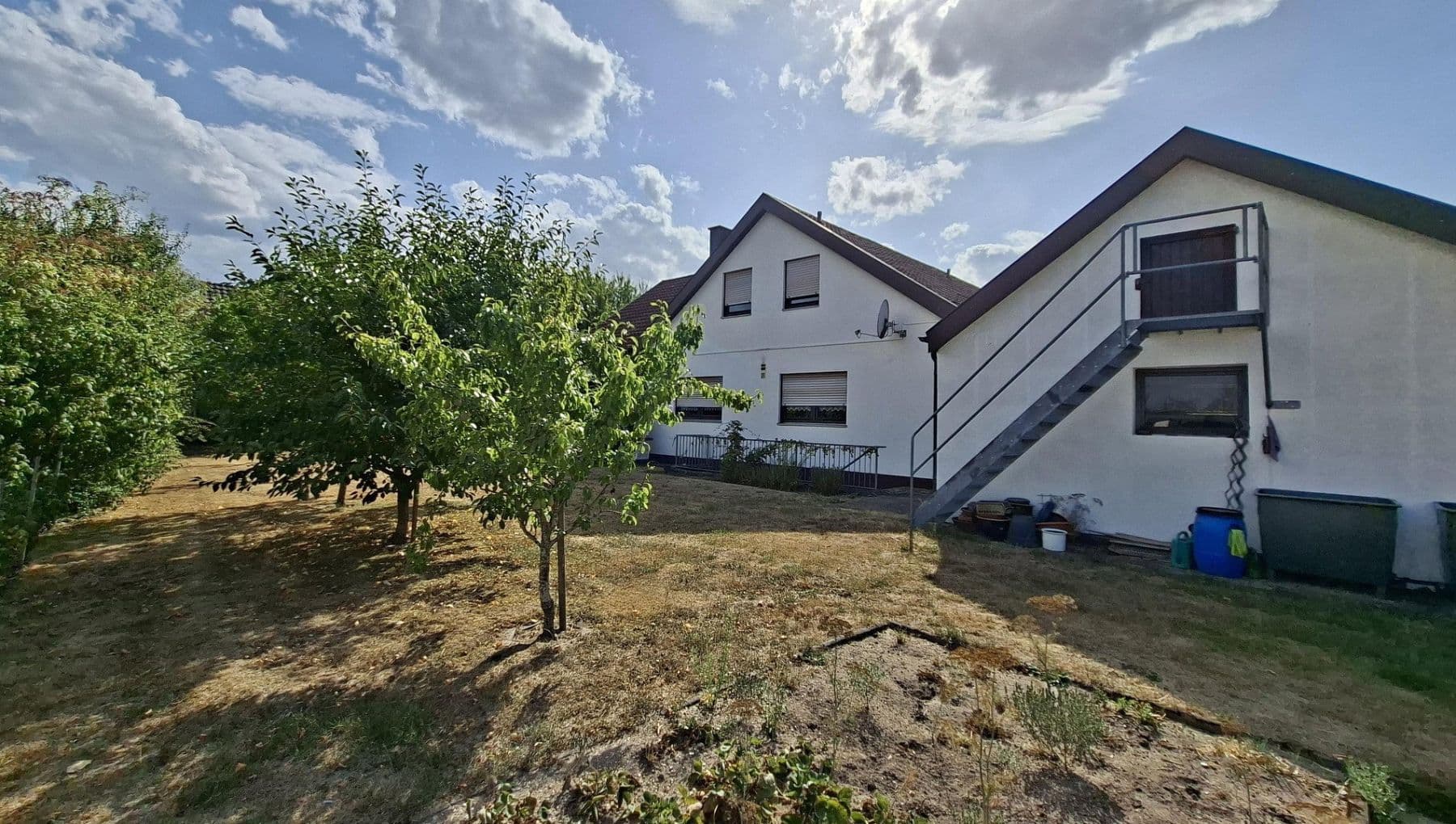 Predaj domu 244 m², pozemok 1.038 m², Dinkelsbühl, Bavorsko Predaj domu 244 m², pozemok 1.038 m², Dinkelsbühl, Bavorsko