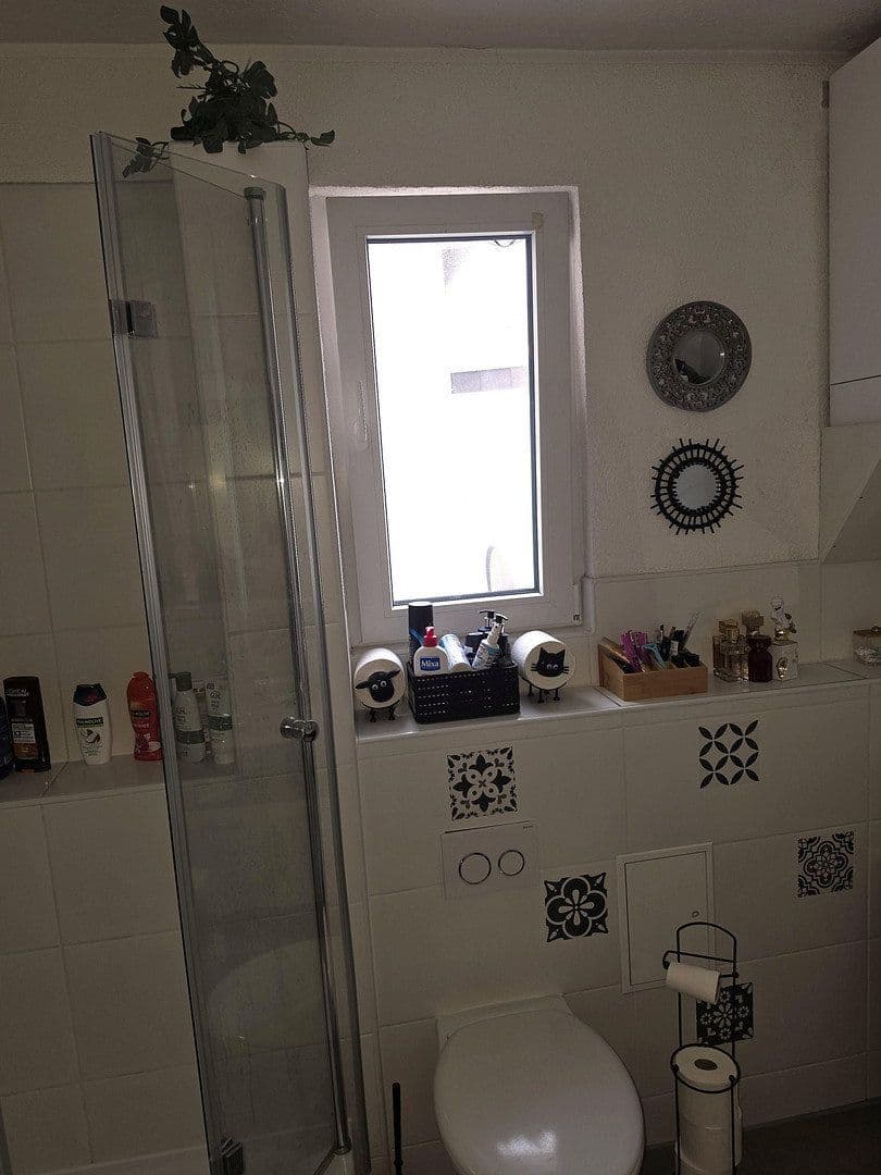 Prenájom bytu 3-izbový 68 m², Bahnhofstr. 37, Plaidt, Porýnie-Falcko Prenájom bytu 3-izbový 68 m², Bahnhofstr. 37, Plaidt, Porýnie-Falcko