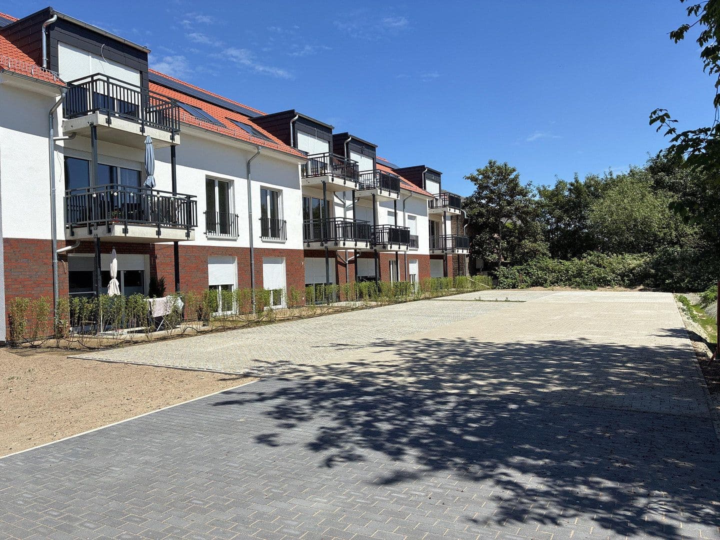 Prenájom bytu 2-izbový 70 m², Nauen, Brandenbursko Prenájom bytu 2-izbový 70 m², Nauen, Brandenbursko