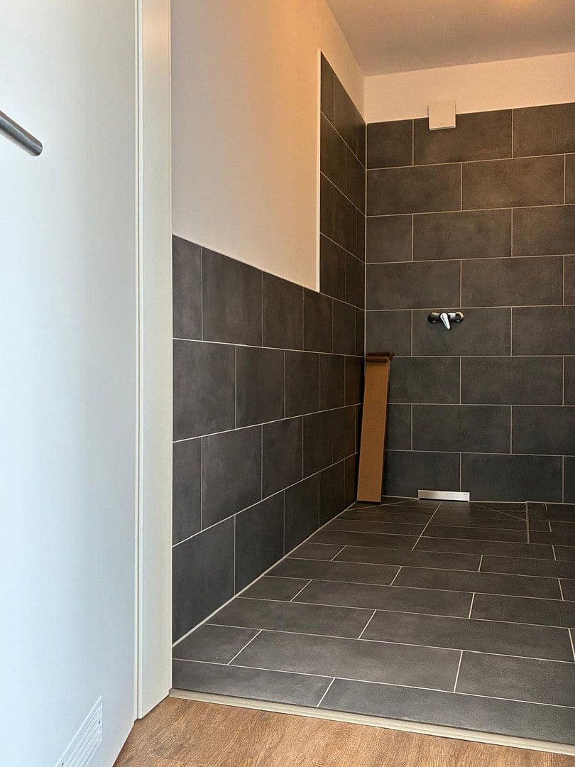 Prenájom bytu 2-izbový 70 m², Nauen, Brandenbursko Prenájom bytu 2-izbový 70 m², Nauen, Brandenbursko