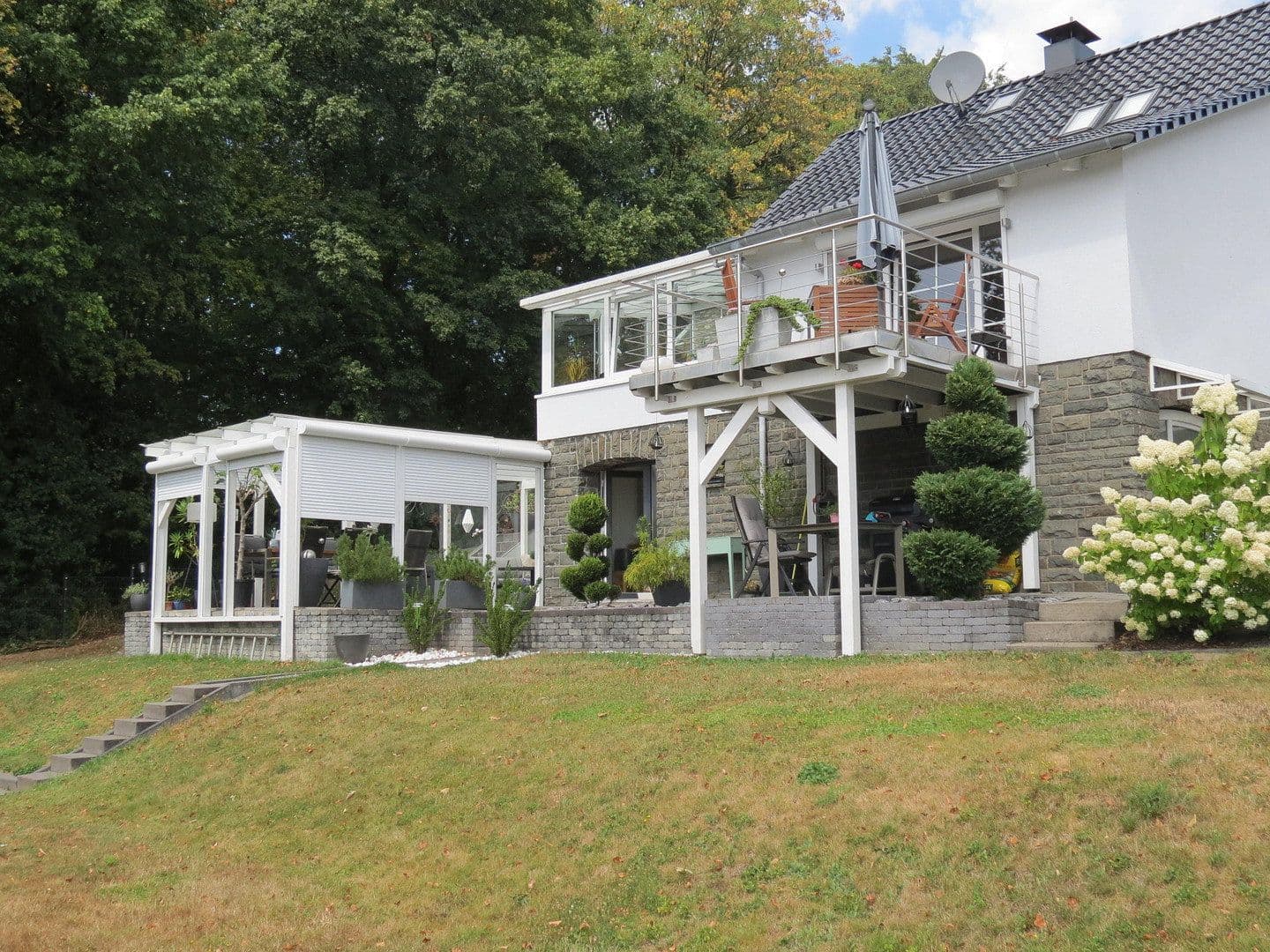 Predaj domu 145 m², pozemok 1.004 m², Remscheid, Severné Porýnie - Westfálsko Predaj domu 145 m², pozemok 1.004 m², Remscheid, Severné Porýnie - Westfálsko