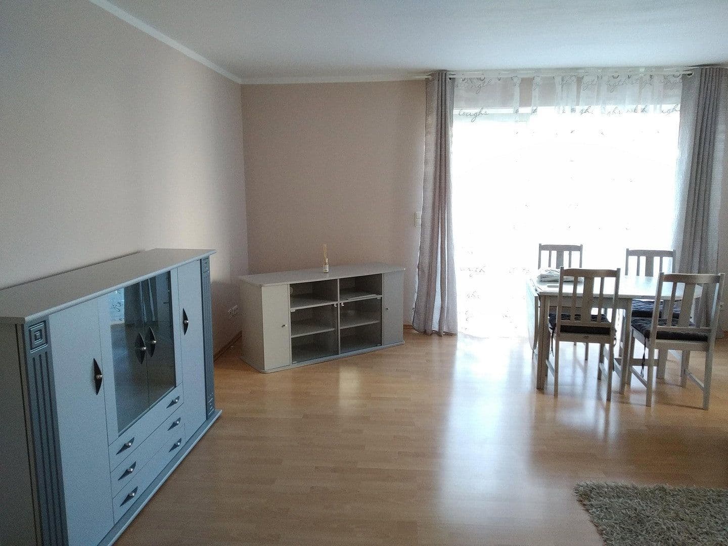 Prenájom bytu 2-izbový 71 m², Lübeck, Šlezvicko-Holštajnsko Prenájom bytu 2-izbový 71 m², Lübeck, Šlezvicko-Holštajnsko