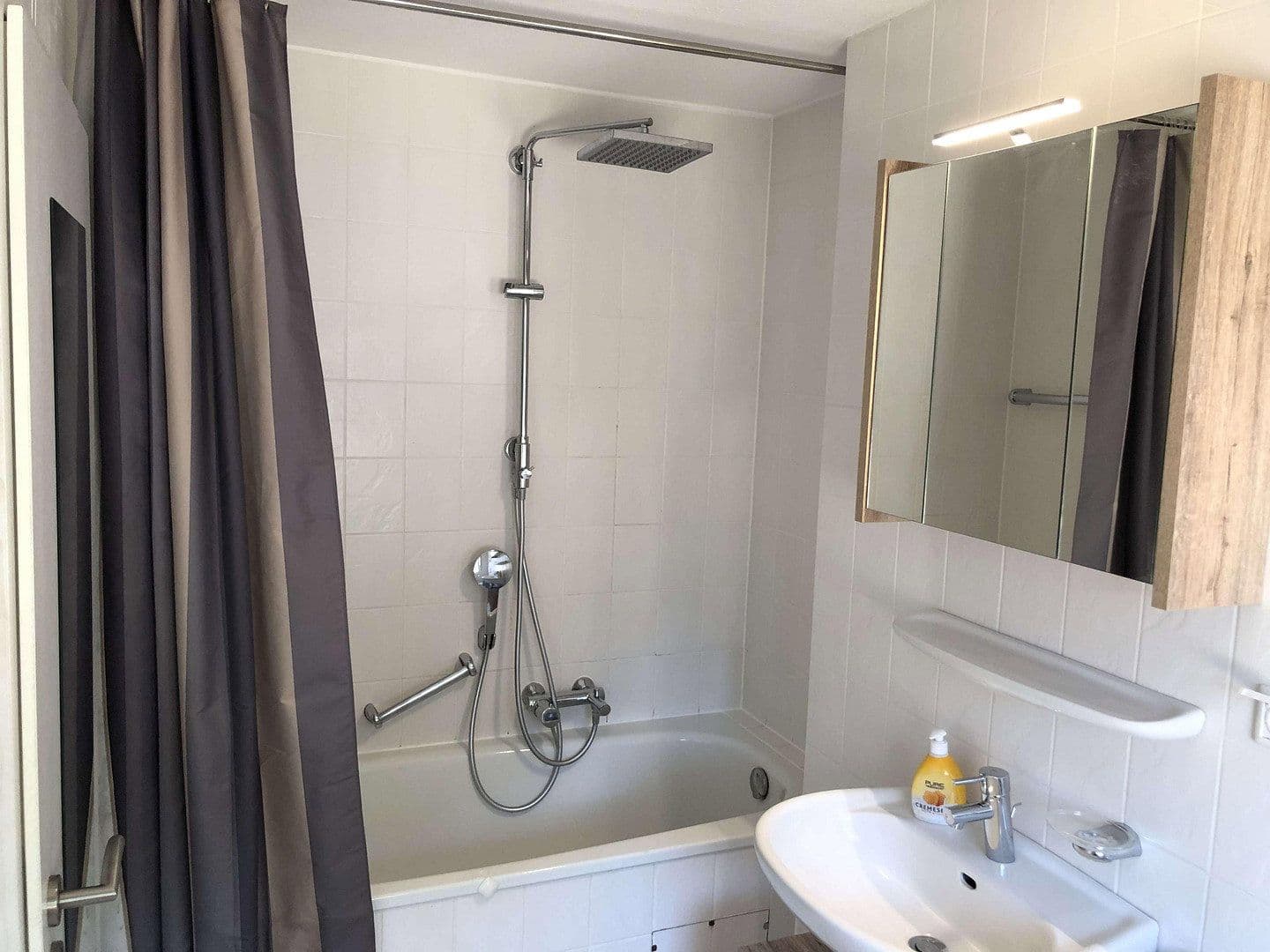 Prenájom bytu 2-izbový 49 m², Mainz, Porýnie-Falcko Prenájom bytu 2-izbový 49 m², Mainz, Porýnie-Falcko