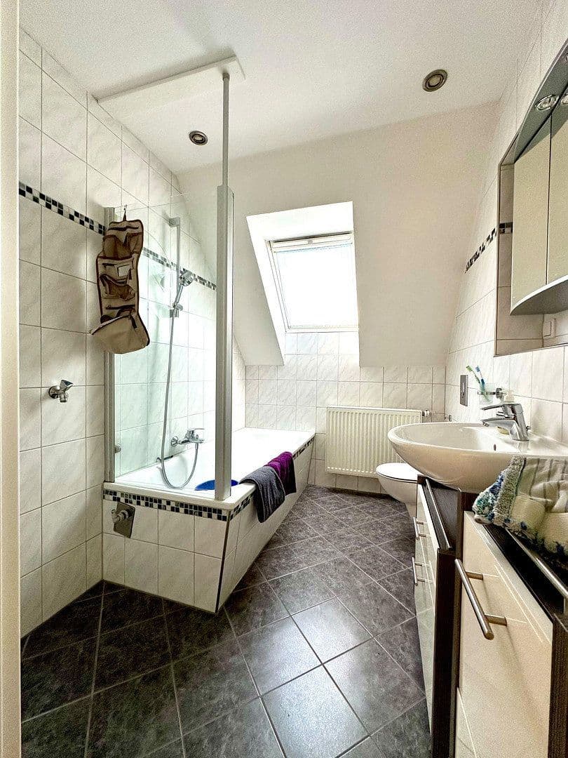 Predaj domu 160 m², pozemok 859 m², Drosselstraße 8, Neustadt am Rübenberge, Dolné Sasko Predaj domu 160 m², pozemok 859 m², Drosselstraße 8, Neustadt am Rübenberge, Dolné Sasko