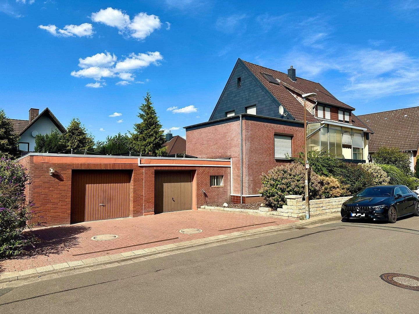 Predaj domu 160 m², pozemok 859 m², Drosselstraße 8, Neustadt am Rübenberge, Dolné Sasko Predaj domu 160 m², pozemok 859 m², Drosselstraße 8, Neustadt am Rübenberge, Dolné Sasko