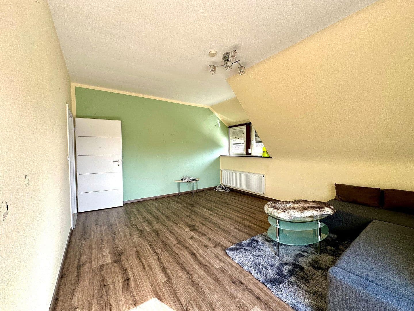 Predaj domu 160 m², pozemok 859 m², Drosselstraße 8, Neustadt am Rübenberge, Dolné Sasko Predaj domu 160 m², pozemok 859 m², Drosselstraße 8, Neustadt am Rübenberge, Dolné Sasko