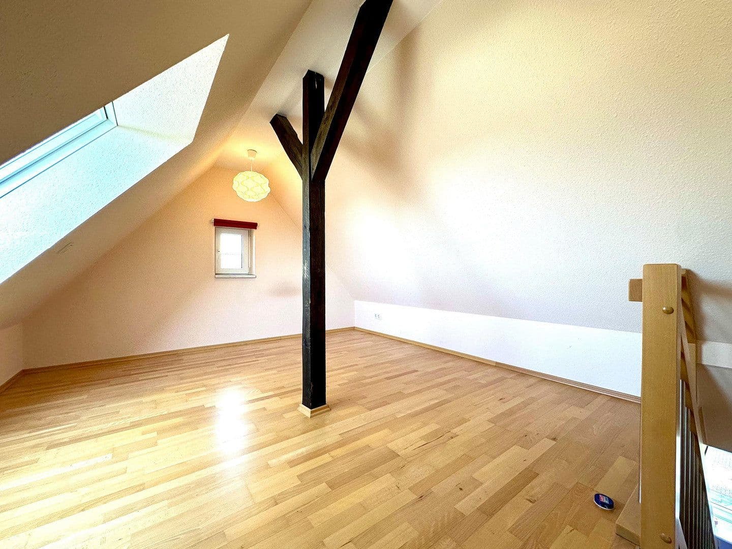 Predaj domu 160 m², pozemok 859 m², Drosselstraße 8, Neustadt am Rübenberge, Dolné Sasko Predaj domu 160 m², pozemok 859 m², Drosselstraße 8, Neustadt am Rübenberge, Dolné Sasko