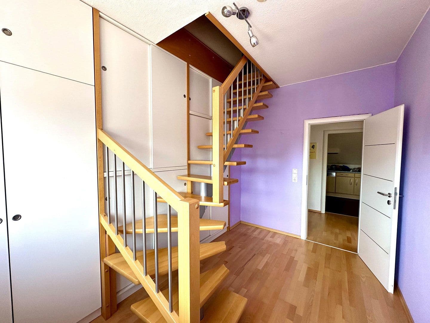 Predaj domu 160 m², pozemok 859 m², Drosselstraße 8, Neustadt am Rübenberge, Dolné Sasko Predaj domu 160 m², pozemok 859 m², Drosselstraße 8, Neustadt am Rübenberge, Dolné Sasko