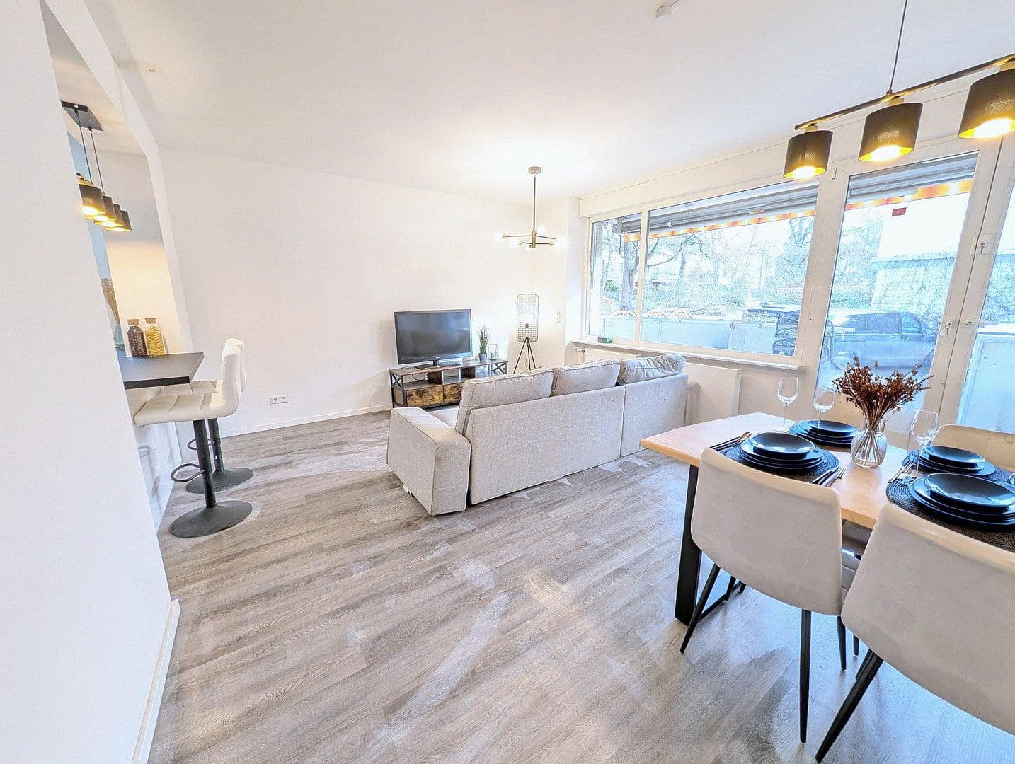 Predaj bytu 4-izbový 92 m², Berlin, Berlín Predaj bytu 4-izbový 92 m², Berlin, Berlín