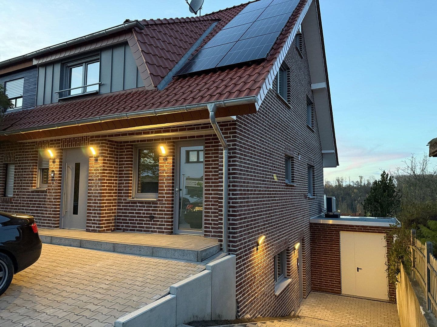Prenájom domu 125 m², pozemok 379 m², Gläsenerstr.11a, Paderborn, Severné Porýnie - Westfálsko Prenájom domu 125 m², pozemok 379 m², Gläsenerstr.11a, Paderborn, Severné Porýnie - Westfálsko
