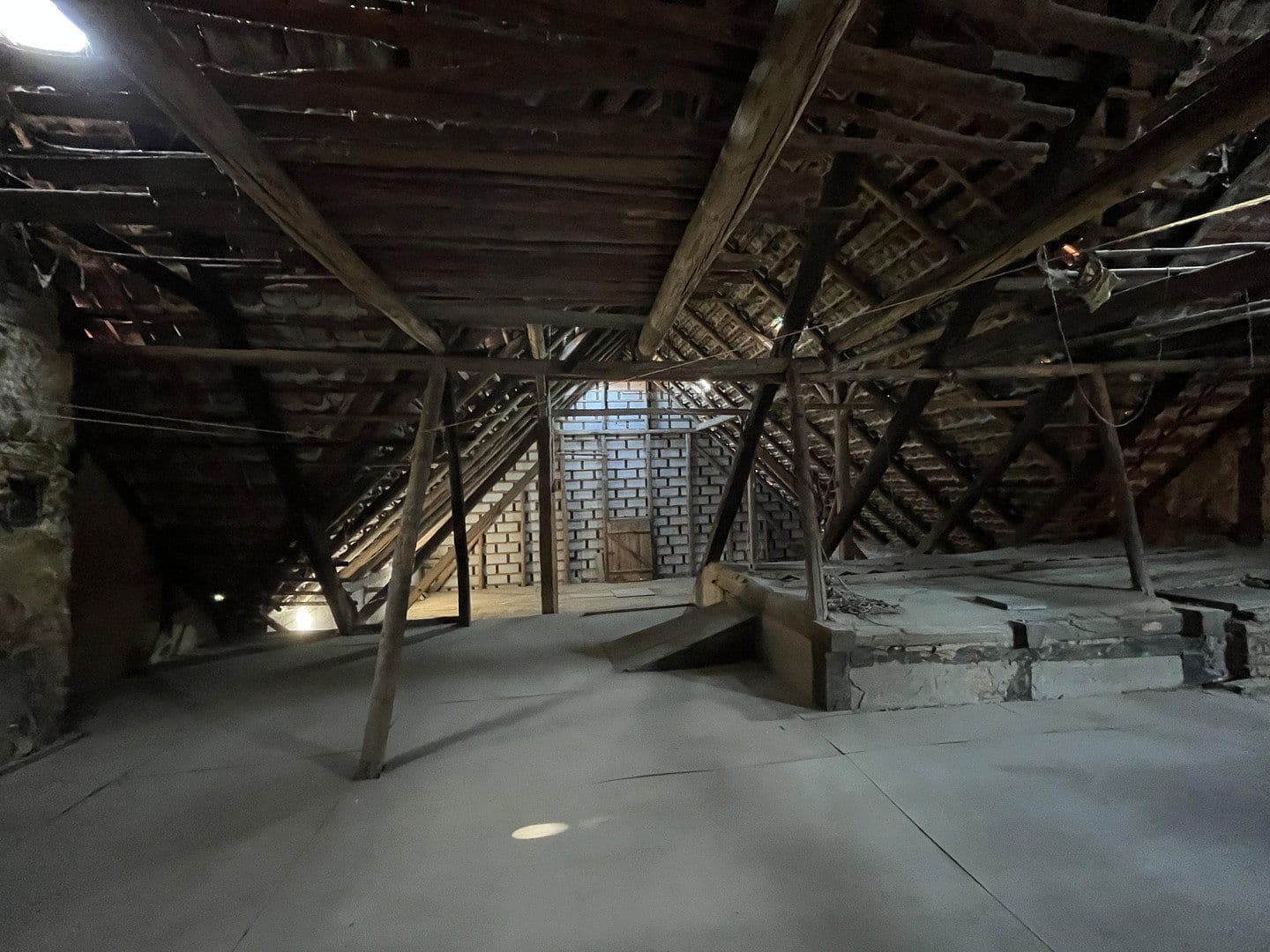 Predaj domu 73 m², pozemok 1.056 m², Apelern, Dolné Sasko Predaj domu 73 m², pozemok 1.056 m², Apelern, Dolné Sasko