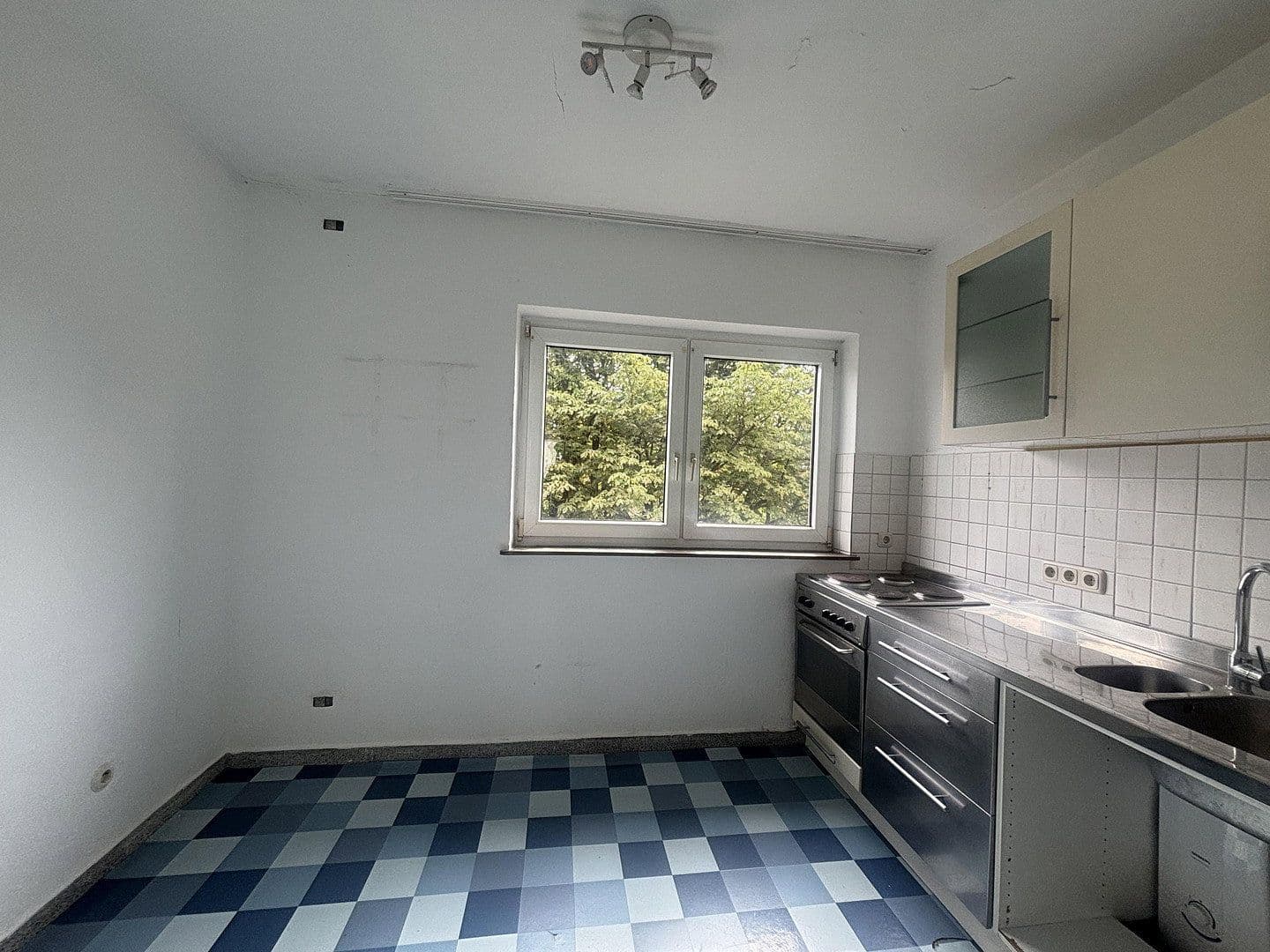 Prenájom bytu 3-izbový 90 m², Westring 337, Kiel, Šlezvicko-Holštajnsko Prenájom bytu 3-izbový 90 m², Westring 337, Kiel, Šlezvicko-Holštajnsko