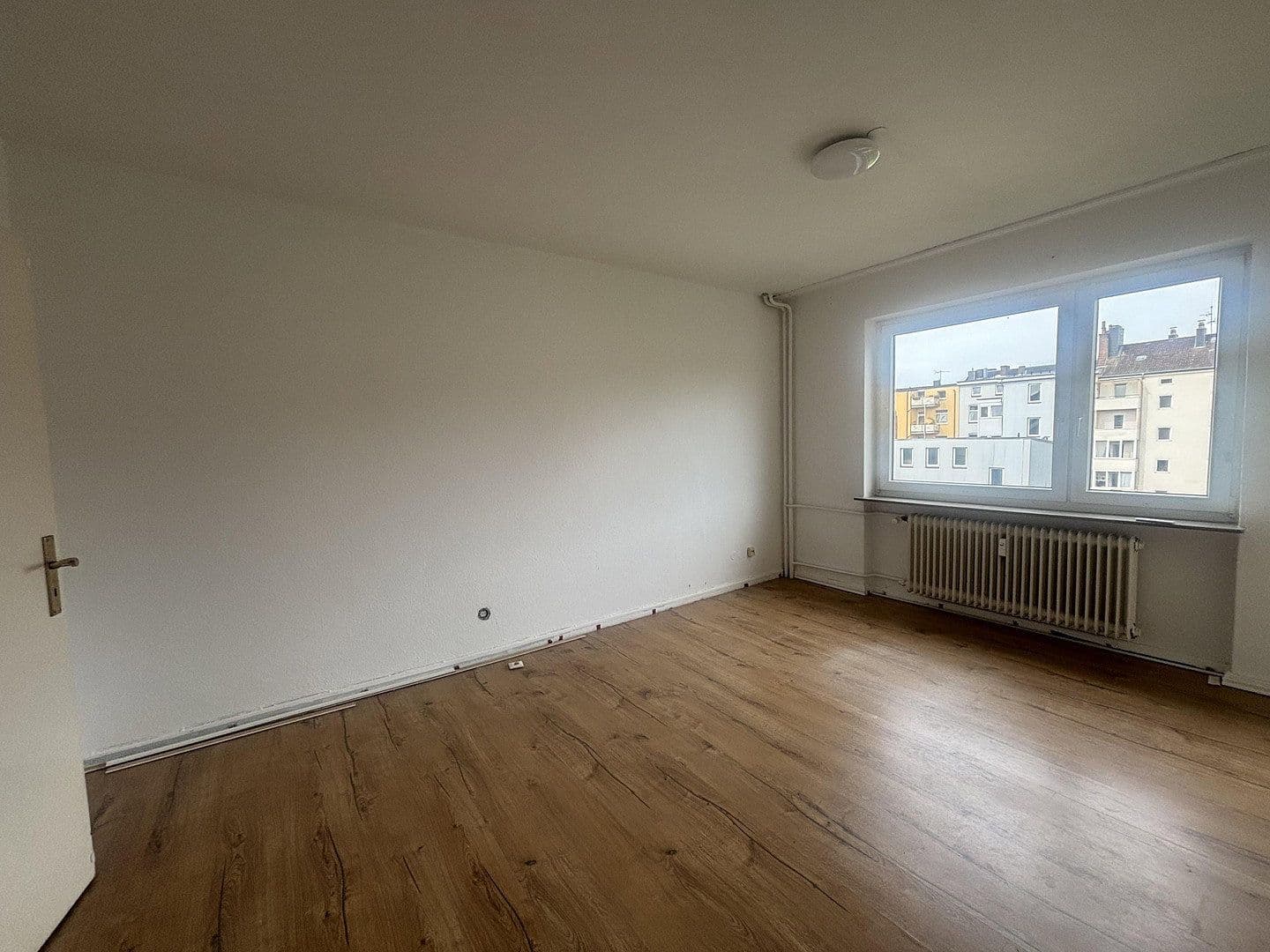 Prenájom bytu 3-izbový 90 m², Westring 337, Kiel, Šlezvicko-Holštajnsko Prenájom bytu 3-izbový 90 m², Westring 337, Kiel, Šlezvicko-Holštajnsko