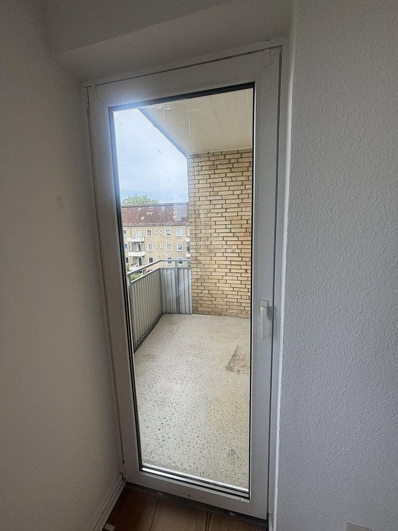 Prenájom bytu 3-izbový 90 m², Westring 337, Kiel, Šlezvicko-Holštajnsko Prenájom bytu 3-izbový 90 m², Westring 337, Kiel, Šlezvicko-Holštajnsko