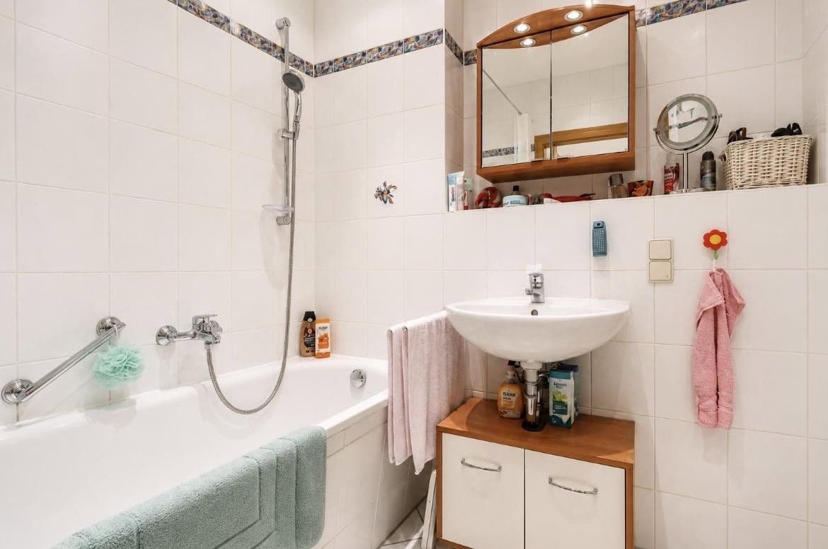 Prenájom bytu 2-izbový 59 m², Hans Sachs Straße 11, Zwickau, Sasko Prenájom bytu 2-izbový 59 m², Hans Sachs Straße 11, Zwickau, Sasko