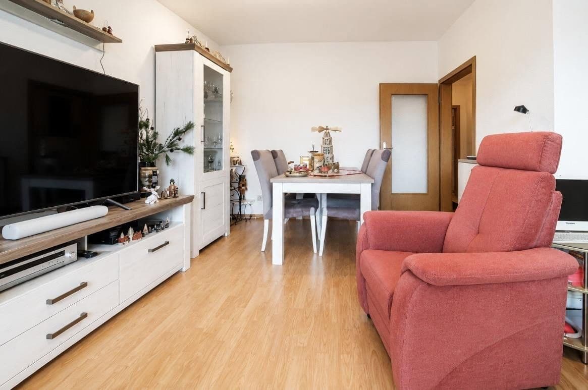 Prenájom bytu 2-izbový 59 m², Hans Sachs Straße 11, Zwickau, Sasko Prenájom bytu 2-izbový 59 m², Hans Sachs Straße 11, Zwickau, Sasko