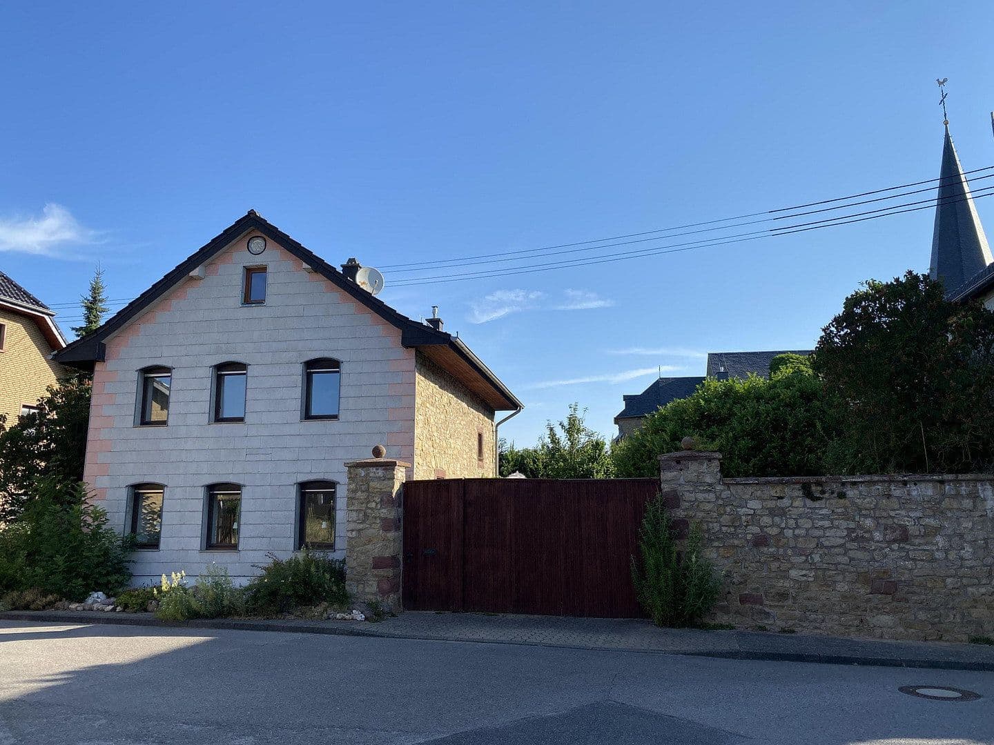 Predaj domu 120 m², pozemok 665 m², Nideggen, Severné Porýnie - Westfálsko Predaj domu 120 m², pozemok 665 m², Nideggen, Severné Porýnie - Westfálsko