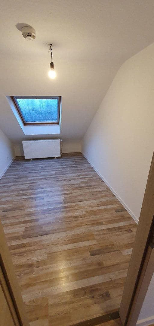 Prenájom bytu 3-izbový 55 m², Mönchengladbach, Severné Porýnie - Westfálsko Prenájom bytu 3-izbový 55 m², Mönchengladbach, Severné Porýnie - Westfálsko