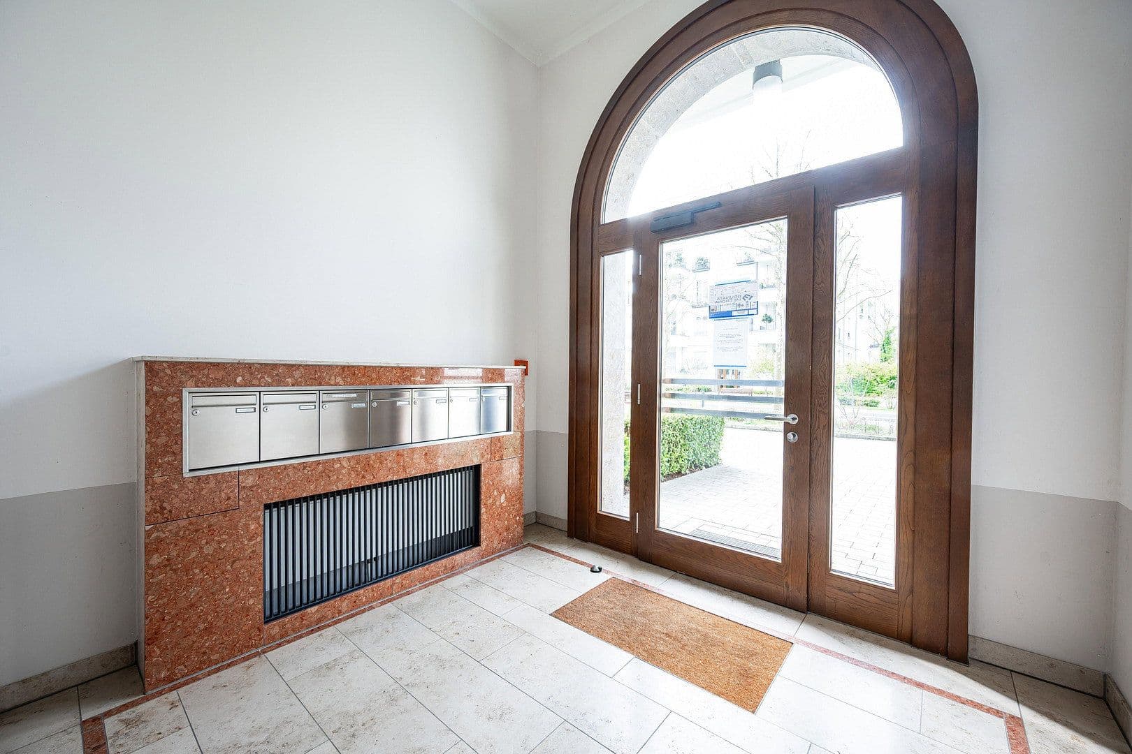 Predaj bytu 5-izbový 199 m², Düsseldorf, Severné Porýnie - Westfálsko Predaj bytu 5-izbový 199 m², Düsseldorf, Severné Porýnie - Westfálsko