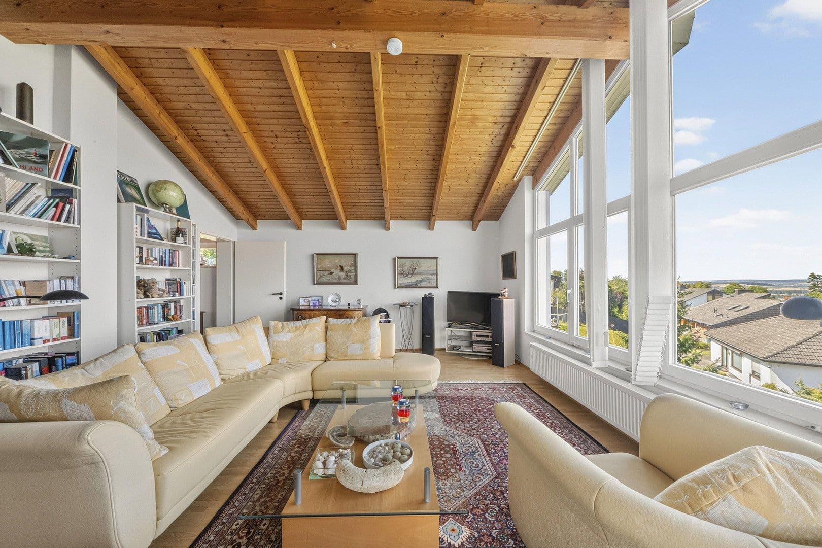 Predaj domu 204 m², pozemok 894 m², Northeim, Dolné Sasko Predaj domu 204 m², pozemok 894 m², Northeim, Dolné Sasko