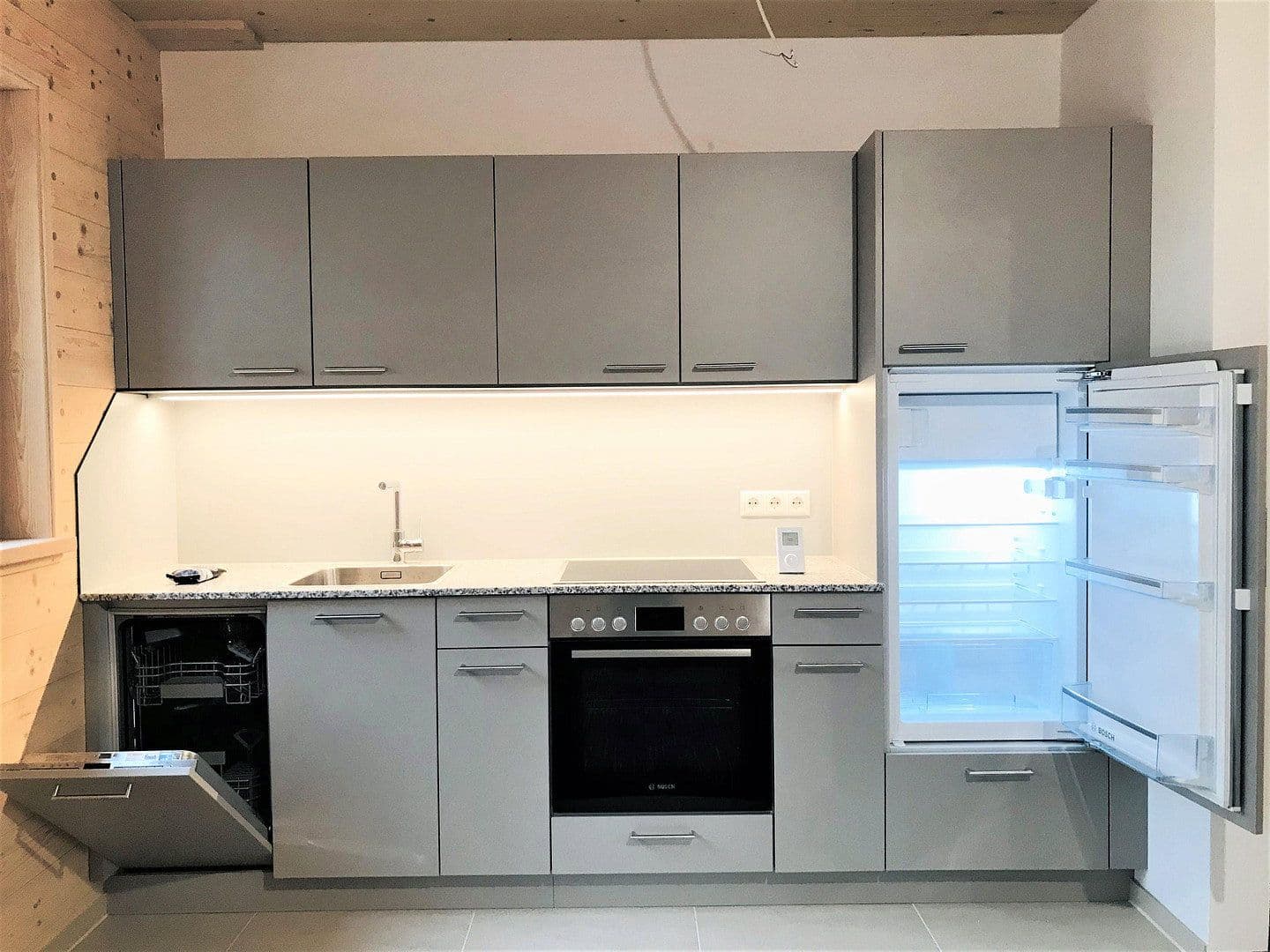 Prenájom bytu 2-izbový 49 m², Sindelfingen, Bádensko-Wurttembersko Prenájom bytu 2-izbový 49 m², Sindelfingen, Bádensko-Wurttembersko