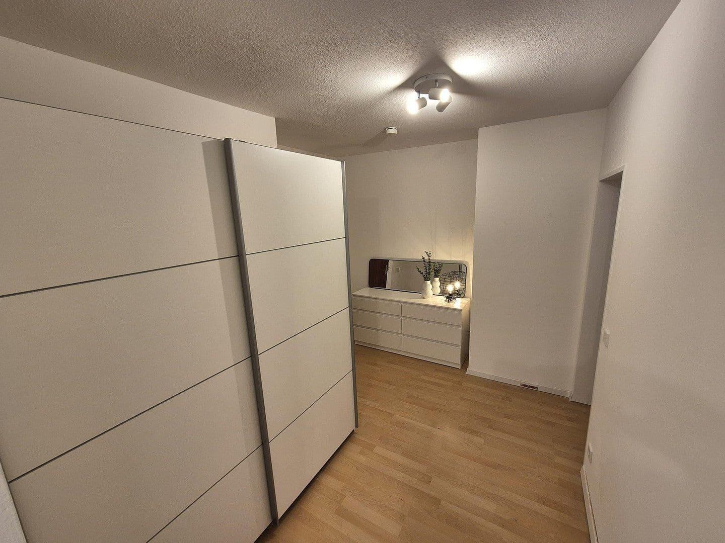 Prenájom bytu 1-izbový 50 m², Düsseldorferstr. 19, Nürnberg, Bavorsko Prenájom bytu 1-izbový 50 m², Düsseldorferstr. 19, Nürnberg, Bavorsko